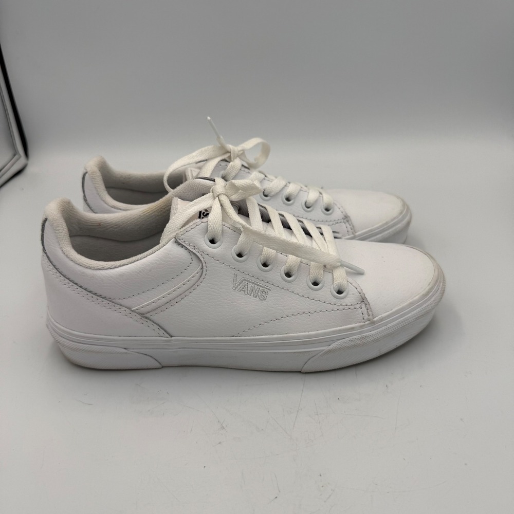 Vans Women White Leather Low Top Sneakers Skate Shoes Size 6 500714